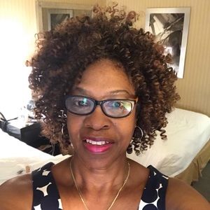 Meet your Posher, Carolyn